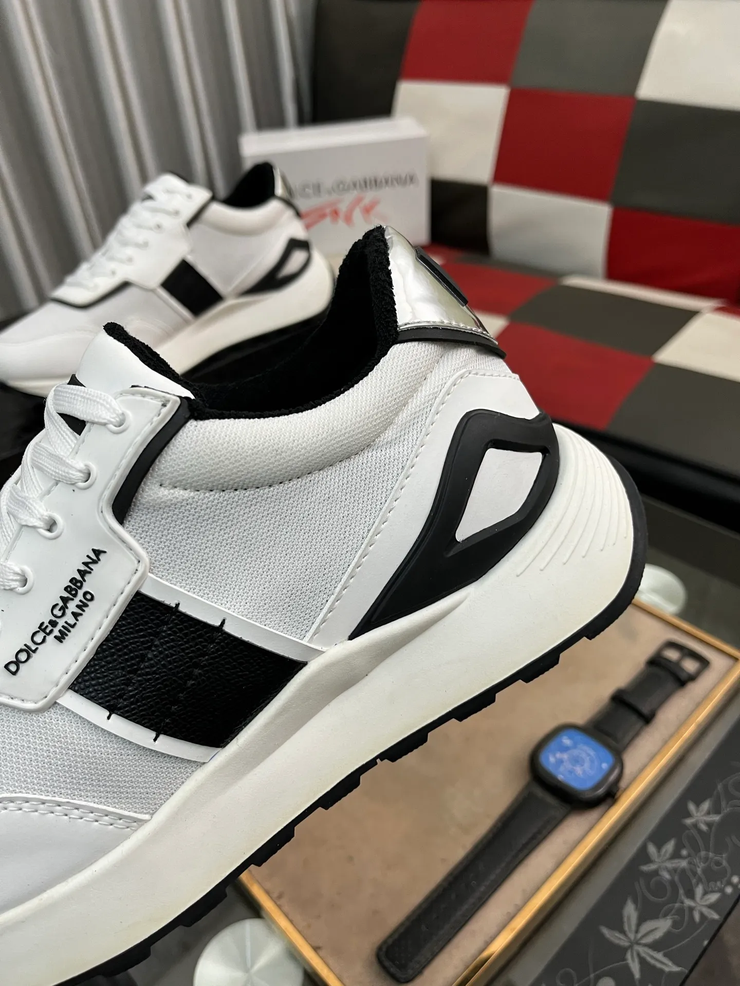 Men's shoes💰480⌚️⌚️New Dolce & Gabbana/top original DG heavy industry series, new casual fashion shoes👟The version is simple and elegant, fashionable and exclusive👑fashionable and generous. Upper: Original first-layer calfskin, comfortable sheepskin lining. Original special electroplated combination outsole, exquisite and luxurious, super A level! Compared with the genuine product at the counter, the version is no worse at all💕Size: 38-46